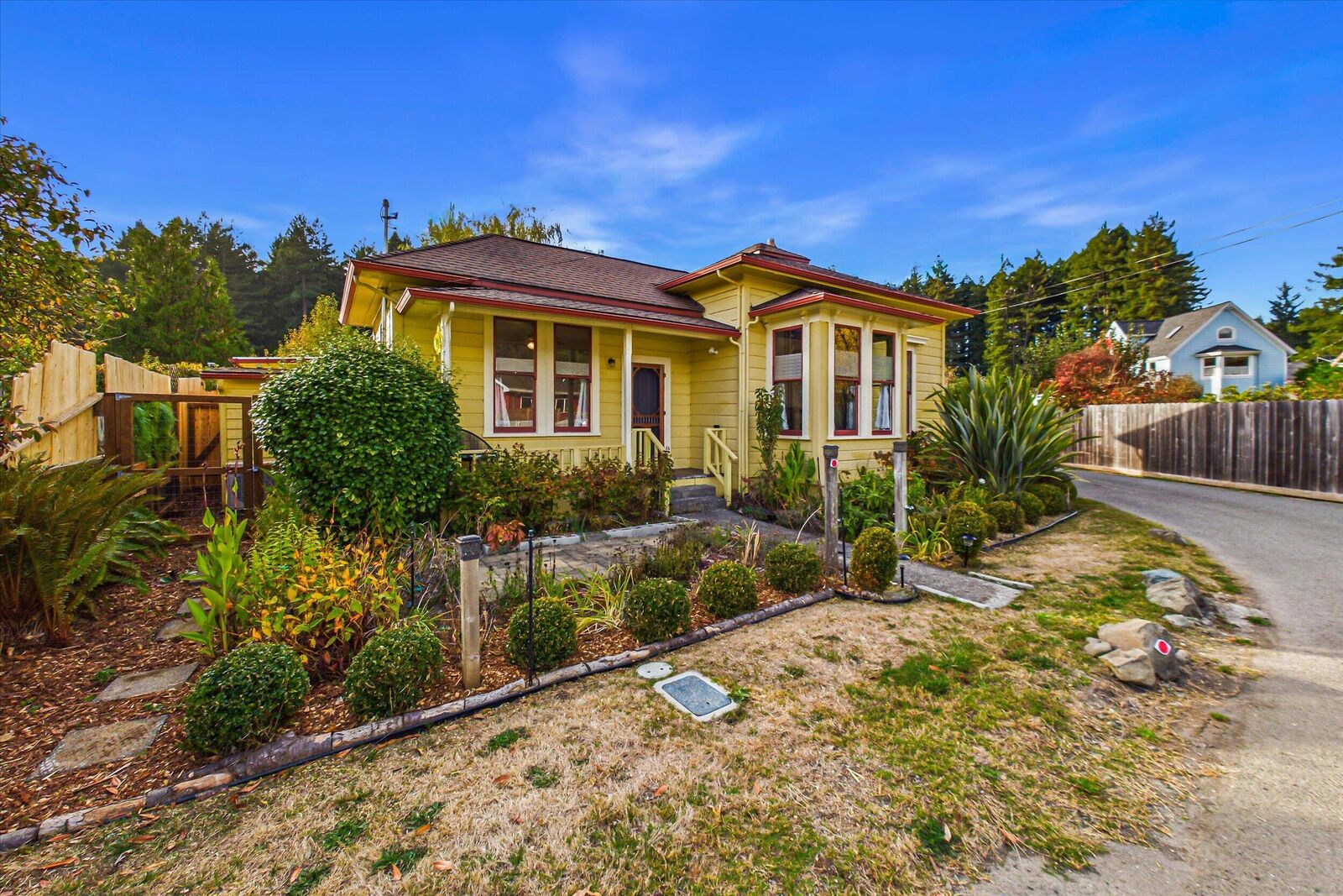 Property Photo: 44 Beauchamp Road CA 95503