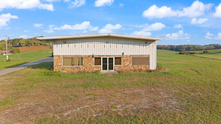 Property Photo: 3163 5th Street Road KY 40701