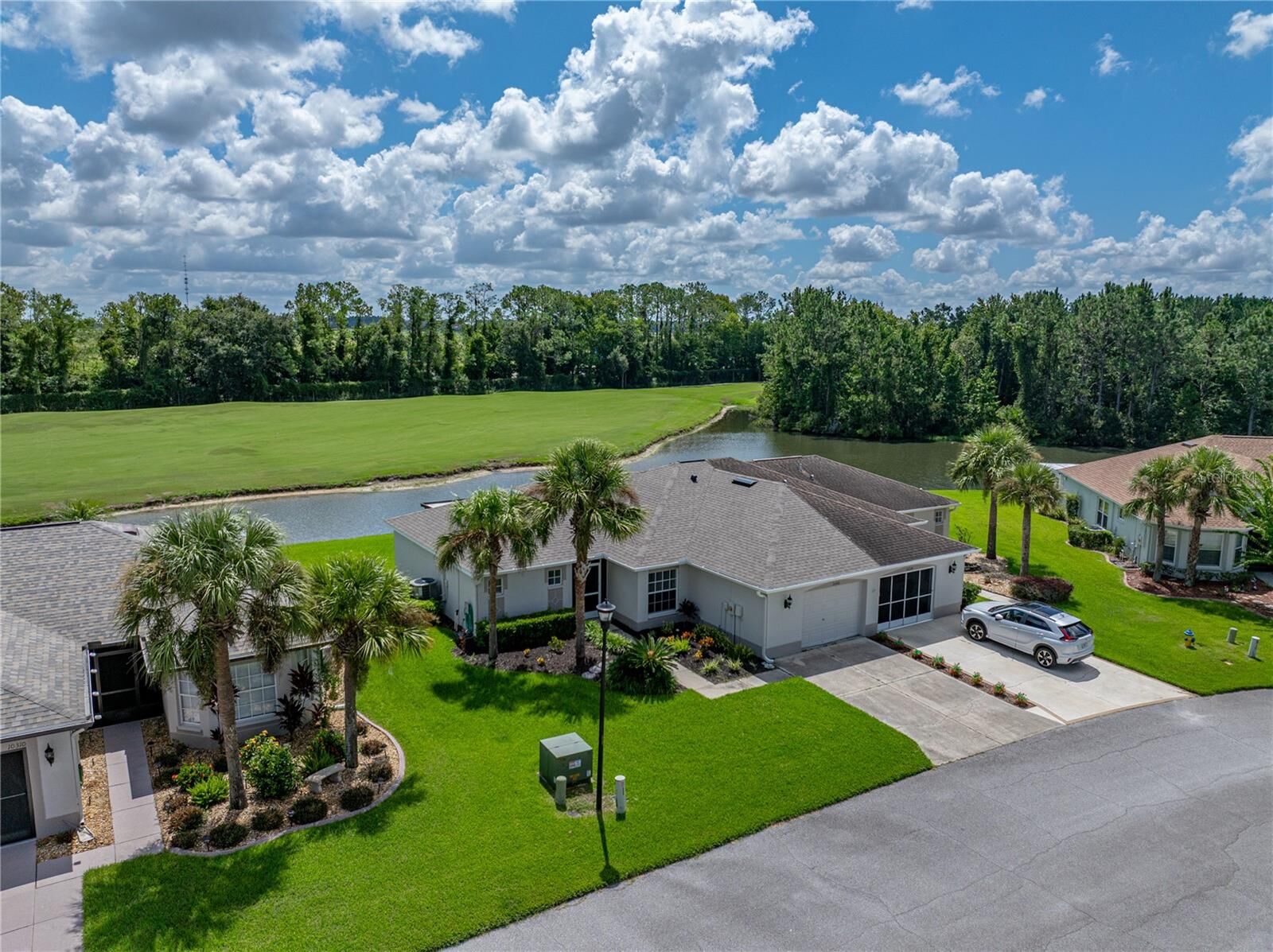 Property Photo:  10306 Chatuge Drive  FL 33576 