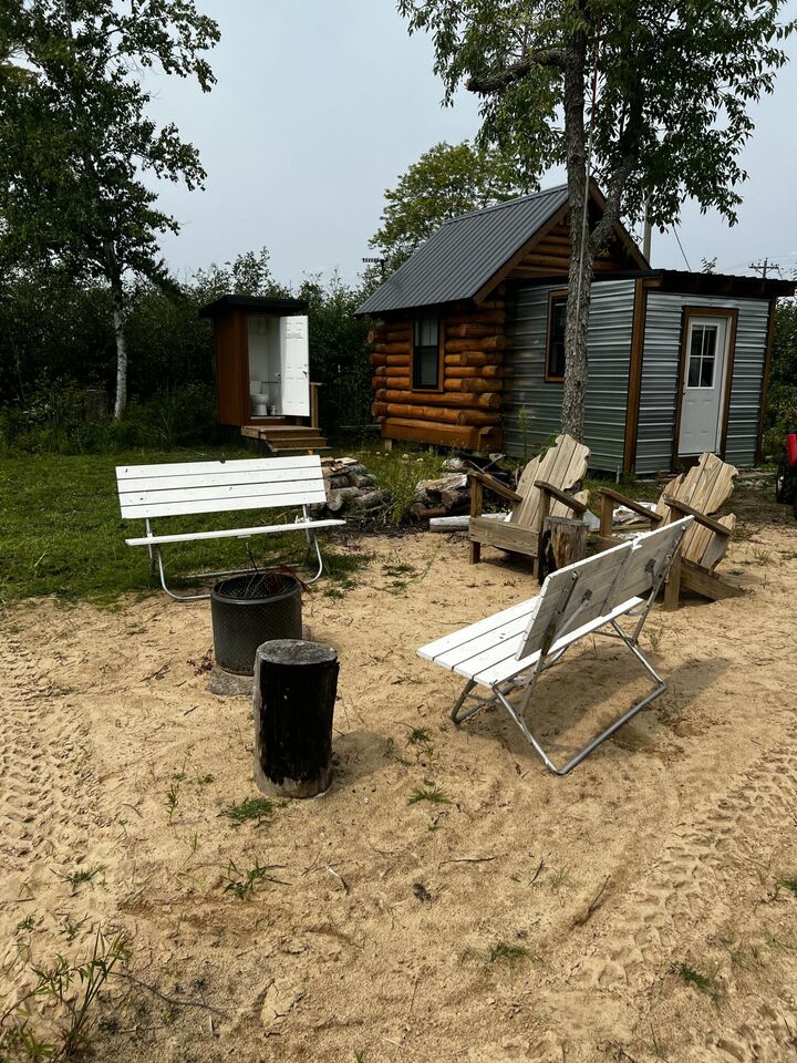Property Photo: 2798 E Buchanan Road MI 49349