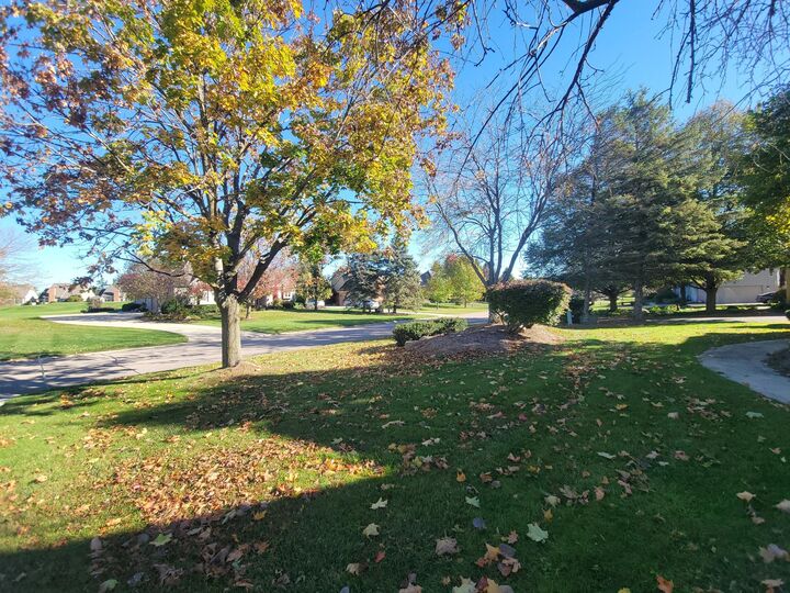 Property Photo:  1711 Cypress Pointe Court  MI 48108 