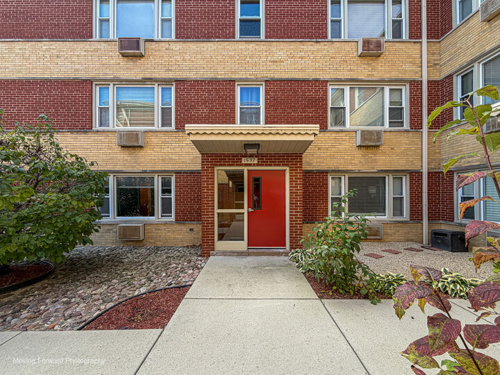 Property Photo:  1537 S Harlem Avenue 1E  IL 60130 