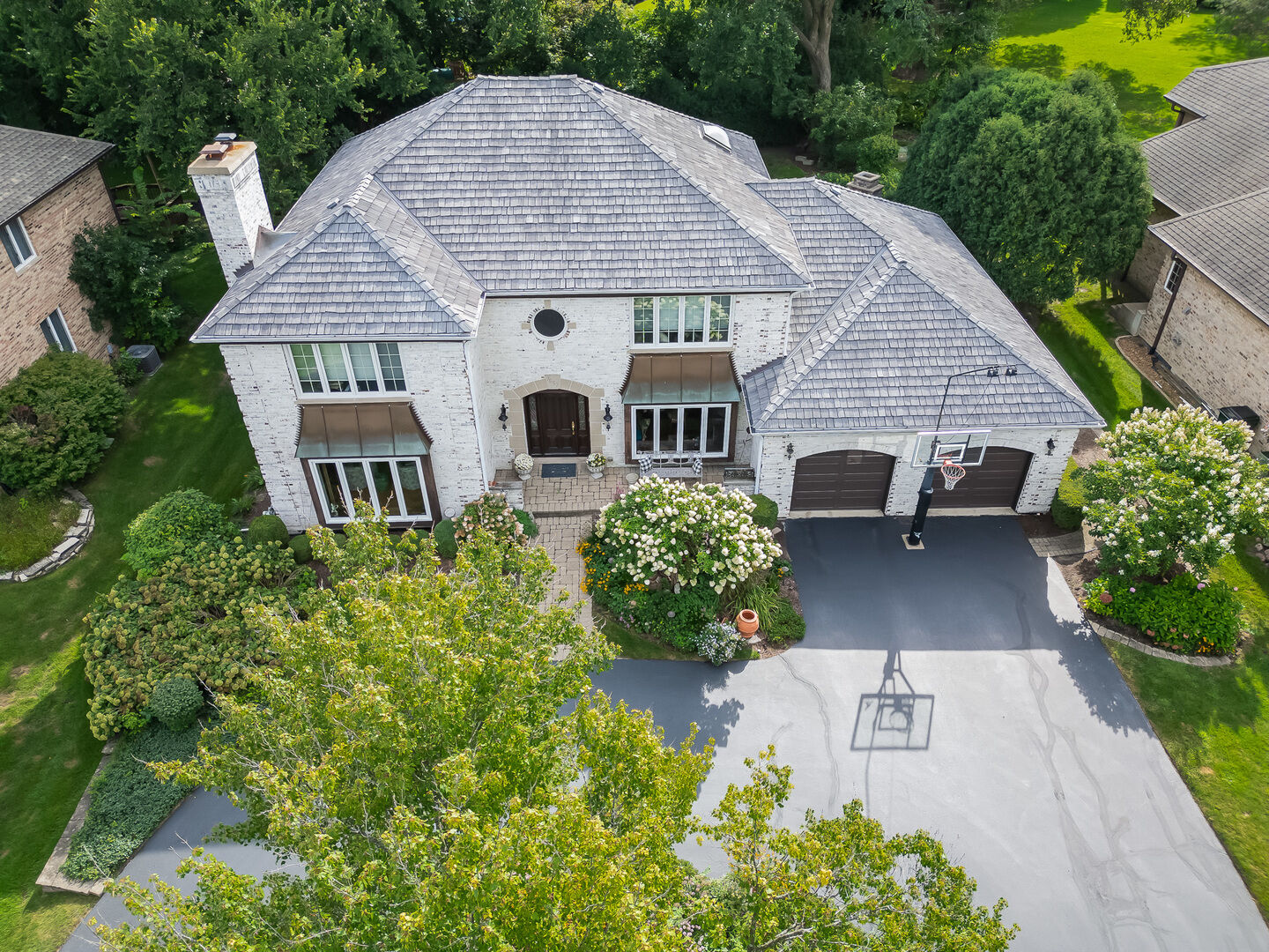 Property Photo: 7537 Ridgewood Lane IL 60527