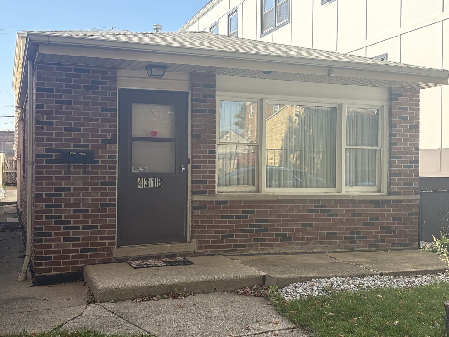 Property Photo: 4318 S Emerald Avenue IL 60609