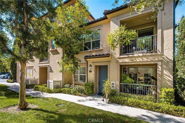 Property Photo: 88 Capricorn CA 92618