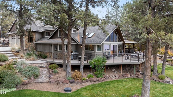 Property Photo: 10550 NE Ochoco Highway OR 97754