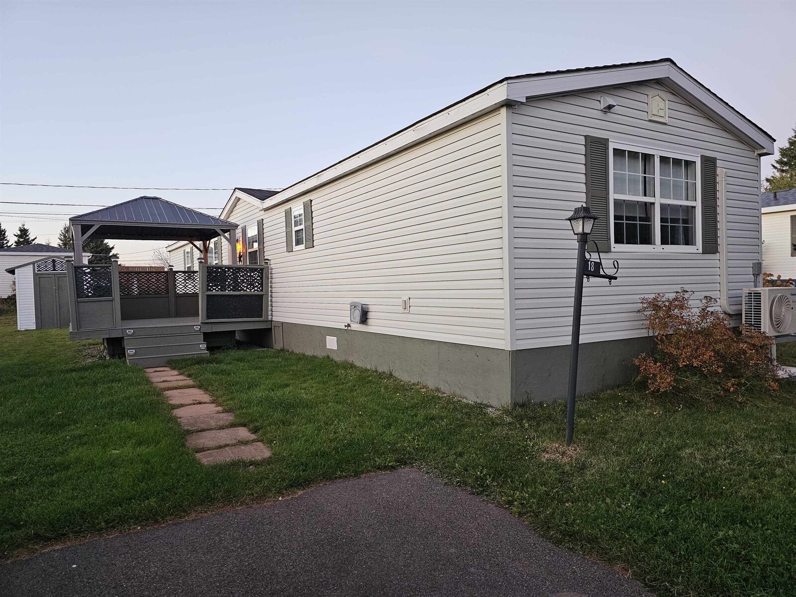 Property Photo:  18 Jordan Avenue  PE C1N 6R1 