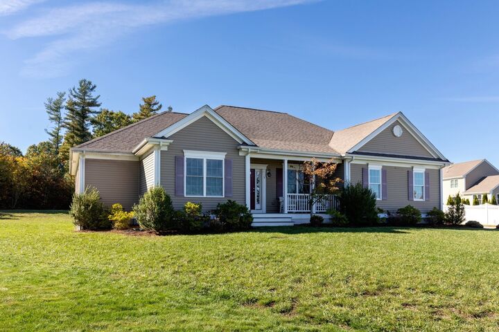 Property Photo:  3 Hickory Lane  MA 02324 