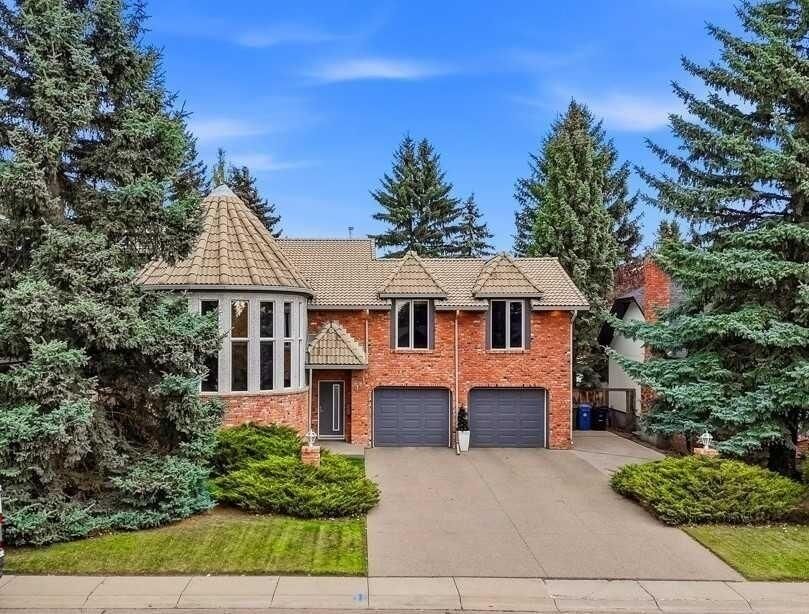 Property Photo:  1216 Varsity Estates Drive NW  AB T3B 5H8 