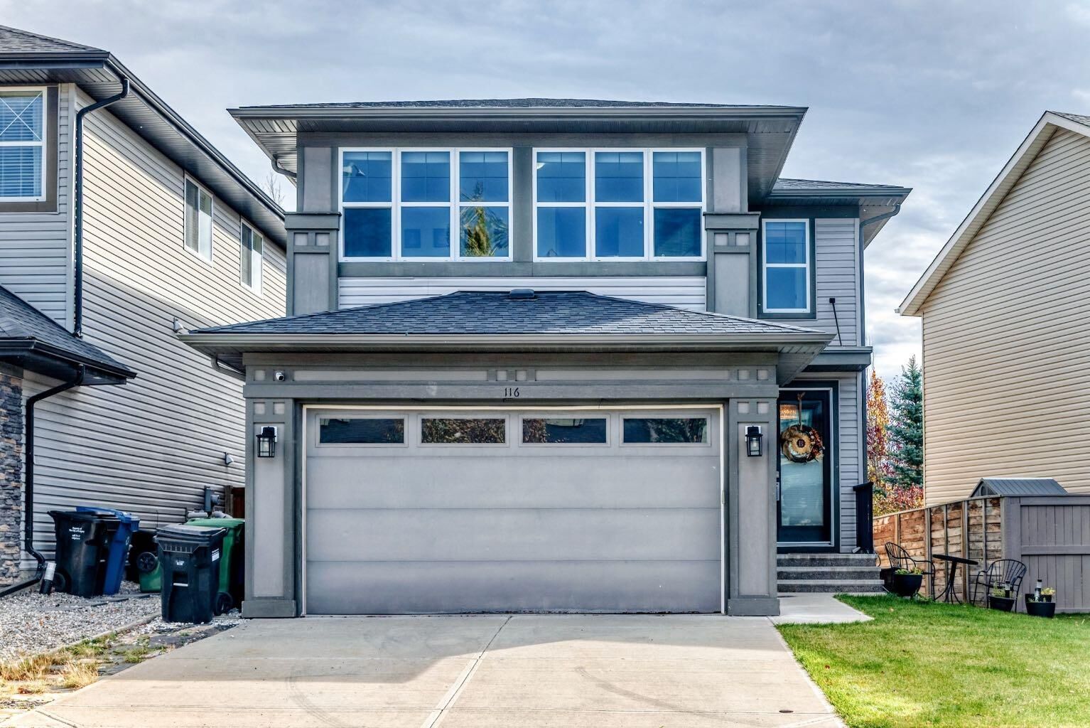Property Photo:  116 Walden Terrace SE  AB T2X 0M7 