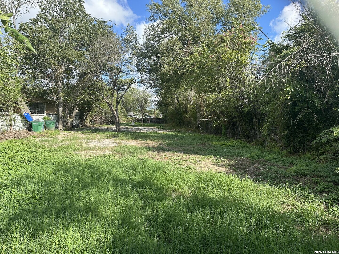 Property Photo:  325 W Mayfield Blvd  TX 78221 