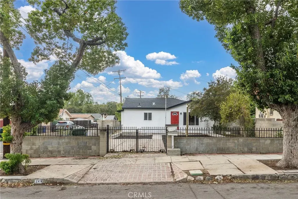Property Photo:  249 N 10th Avenue  CA 91786 