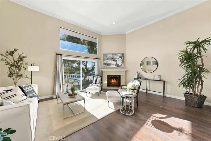 Property Photo:  915 Diamond Street 1  CA 90277 