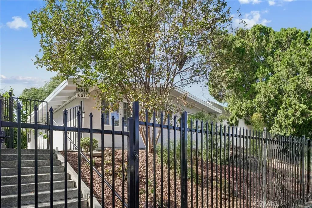 Property Photo:  6519 Tampa  CA 91335 