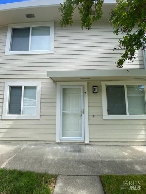 Property Photo: 70 Los Padres Circle CA 94947