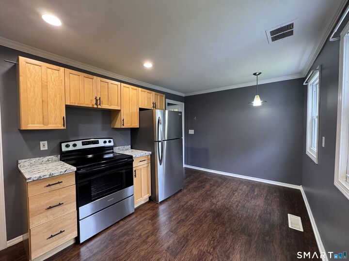 Property Photo: 19-23 Hull Place CT 06483