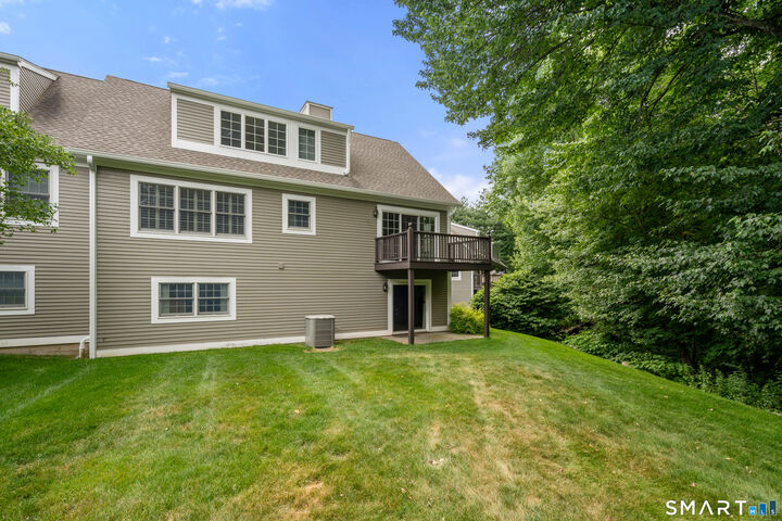 Property Photo:  20 Carrie Circle 20  CT 06825 