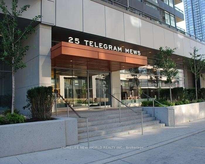 Property Photo:  25 Telegram Mews 1012  ON M5V 3Z1 
