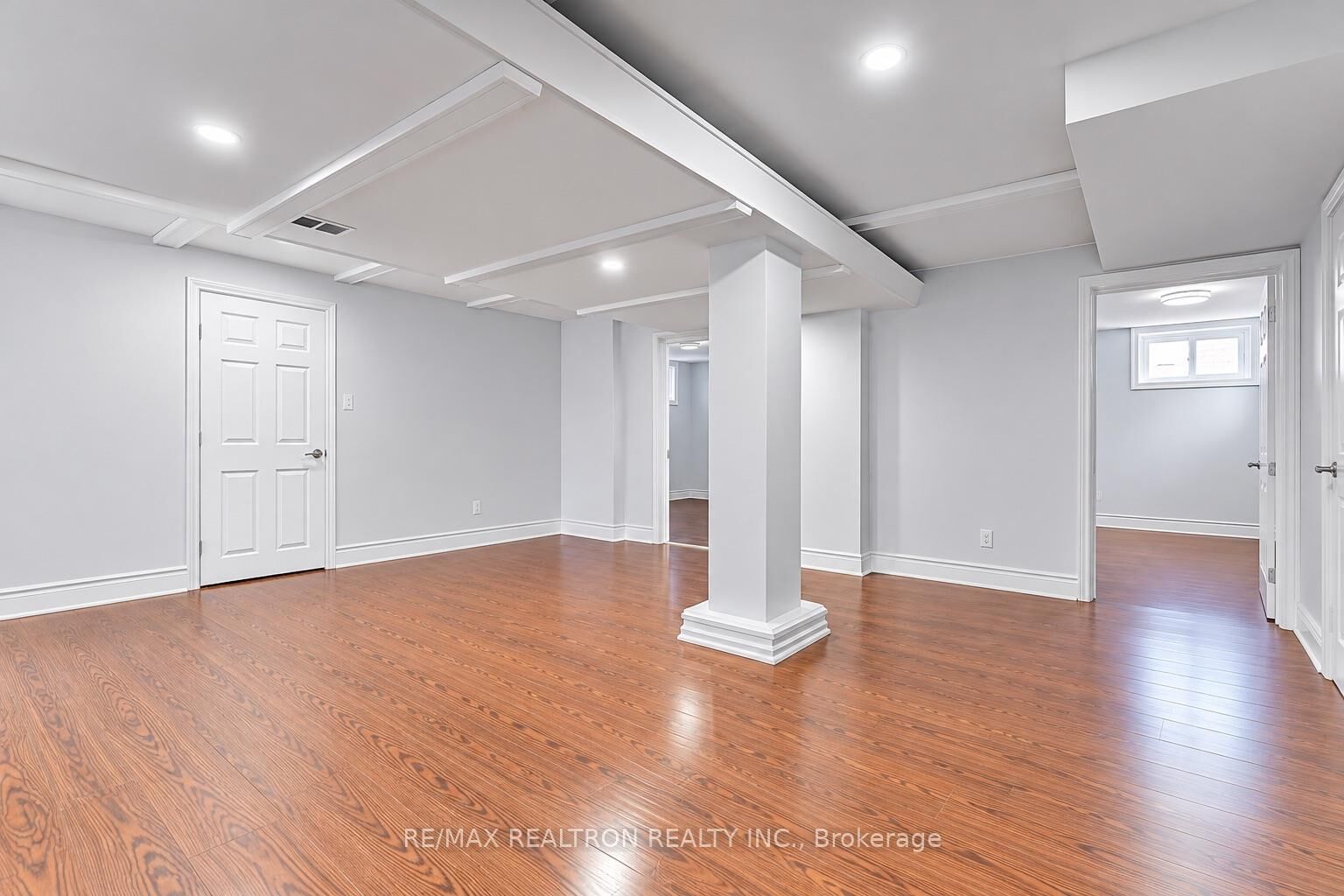 Property Photo:  7 Aragon Avenue  ON M1T 1X5 