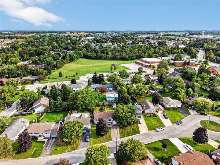 Photo de la propriété:  5 Brooks Circle  ON L0R 2A0 