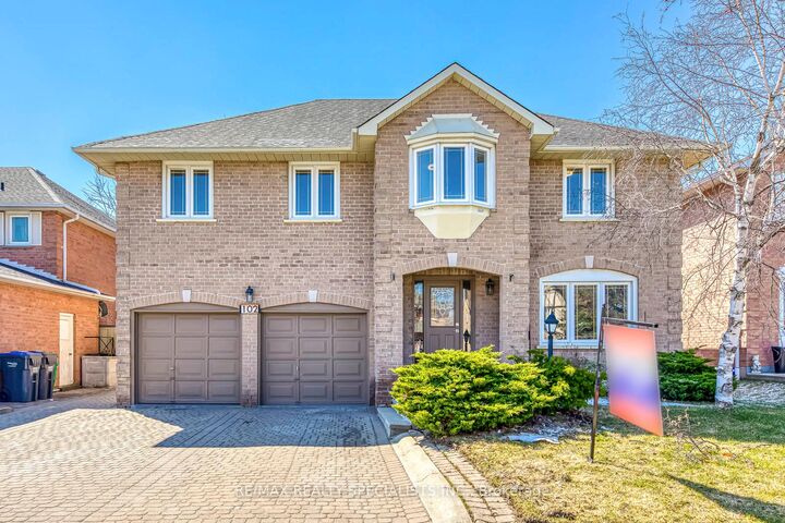 Property Photo:  102 Sunforest Drive  ON L6Z 4B2 