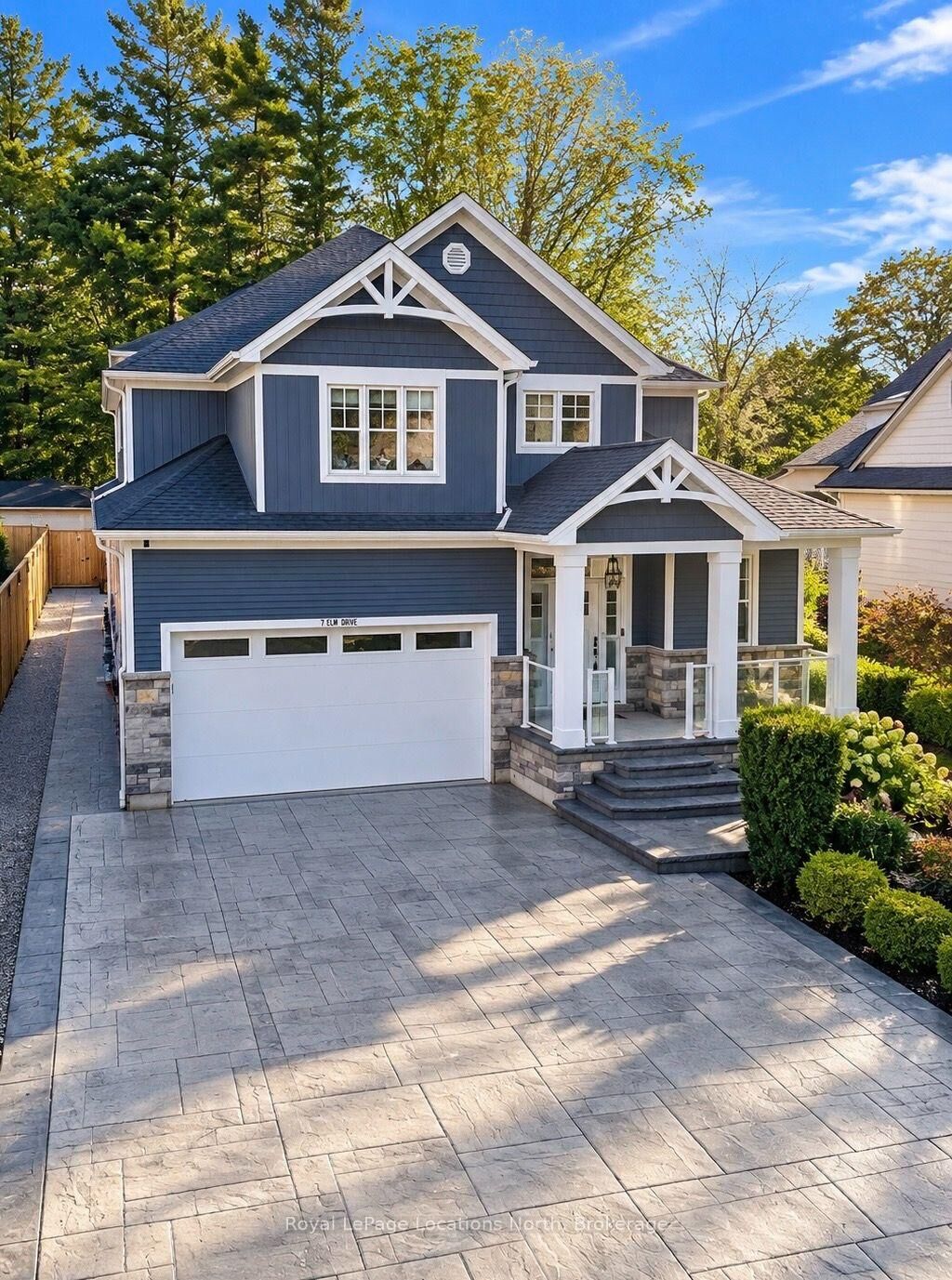 Property Photo:  7 Elm Drive  ON L9Z 2L3 
