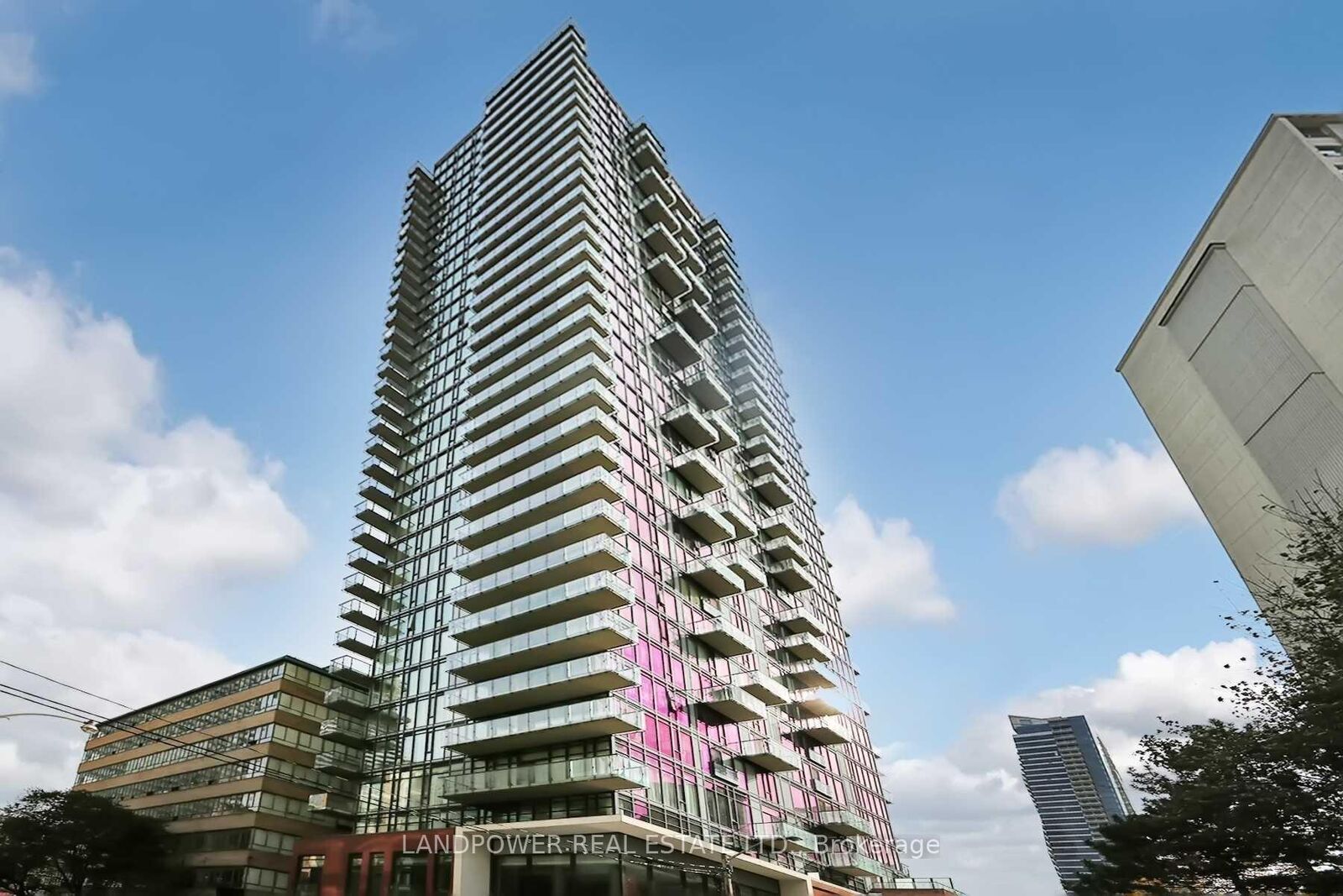 Property Photo: 75 St. Nicholas Street 1401 ON M4Y 0A5