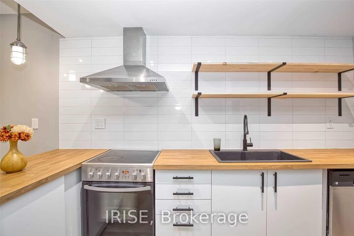 Property Photo:  66 Robina Avenue Lower  ON M6C 3Y7 