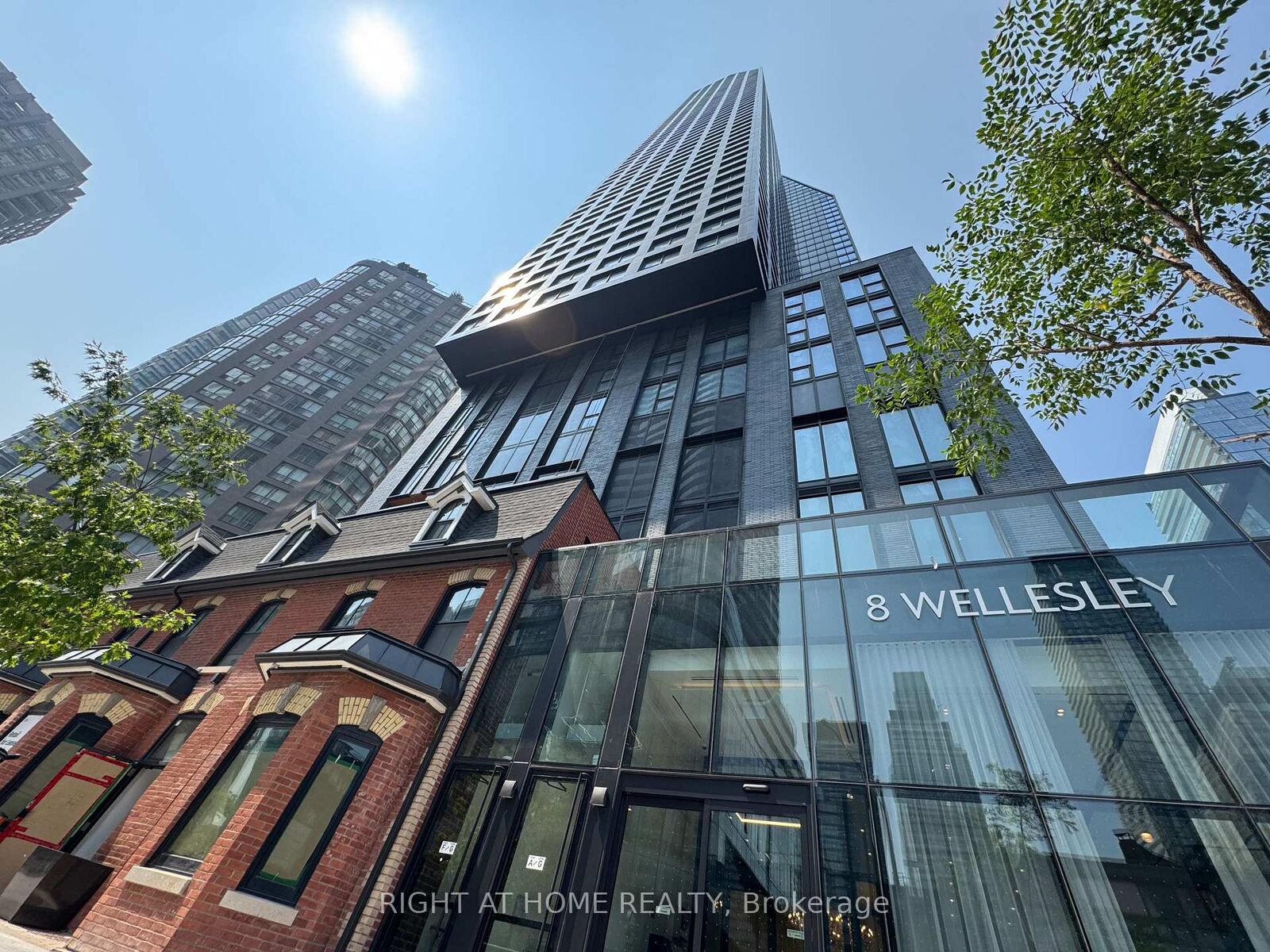 Photo de la propriété:  8 Wellesley Street W 5205  ON M4Y 0J5 