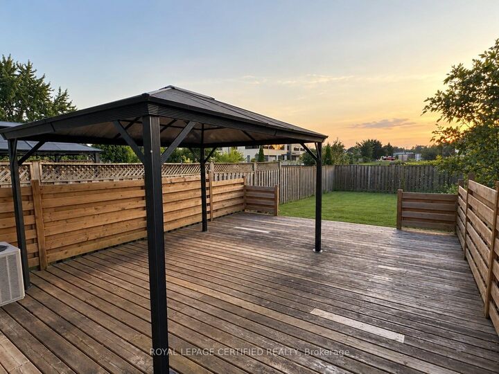 Property Photo:  4422 Christopher Court  ON L0R 1B5 