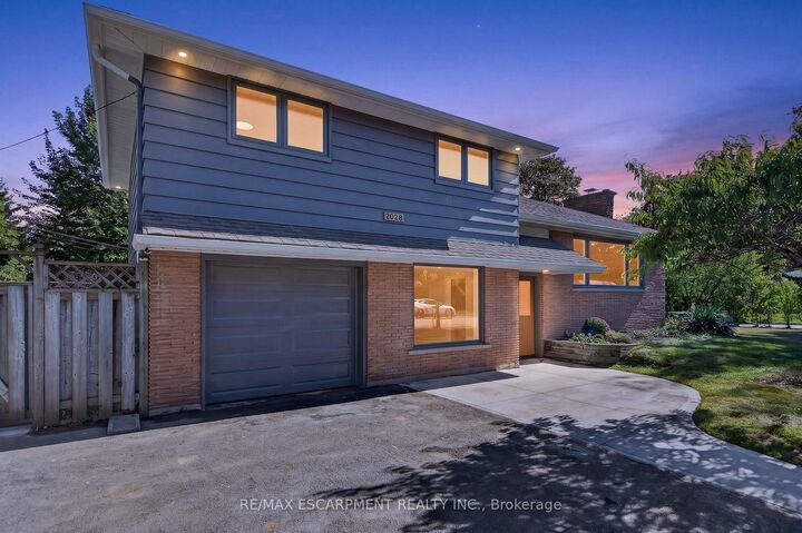 Property Photo:  3028 Eva Drive  ON L7N 2K4 
