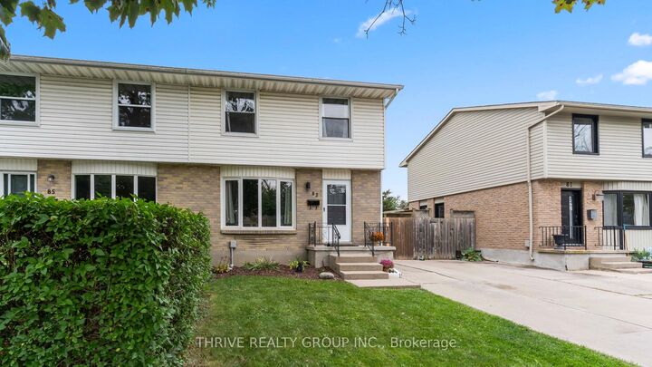 Property Photo:  83 Scotchmere Crescent  ON N6E 1Z9 