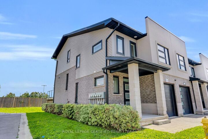 Property Photo: 3380 Singleton Avenue 36 ON N6L 0E8
