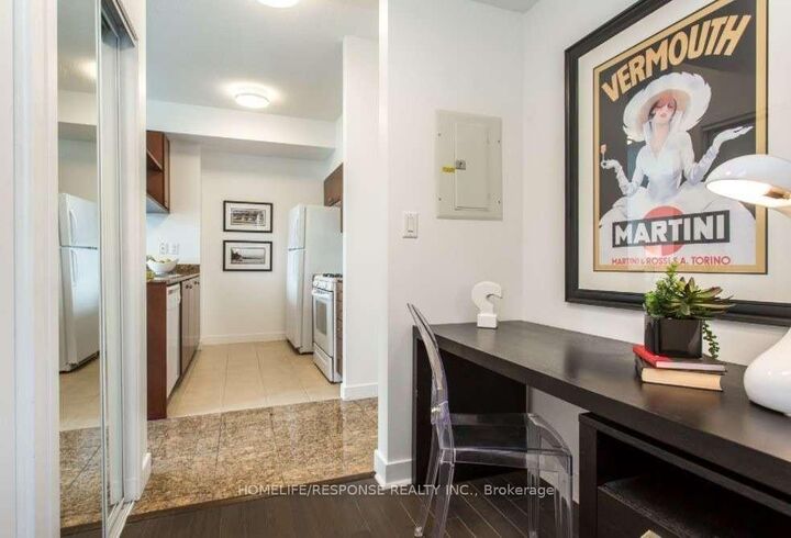 Property Photo:  9 Spadina Avenue 706  ON M5V 3V5 