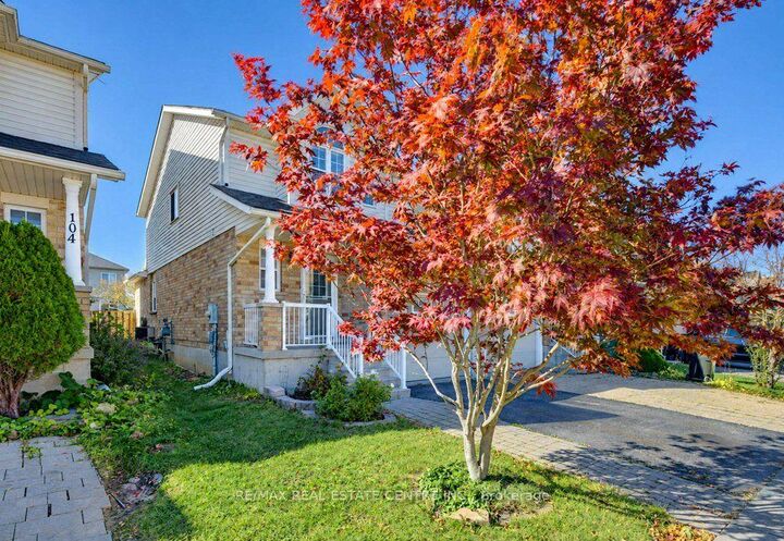 Property Photo:  108 Periwinkle Street  ON N2E 4C7 