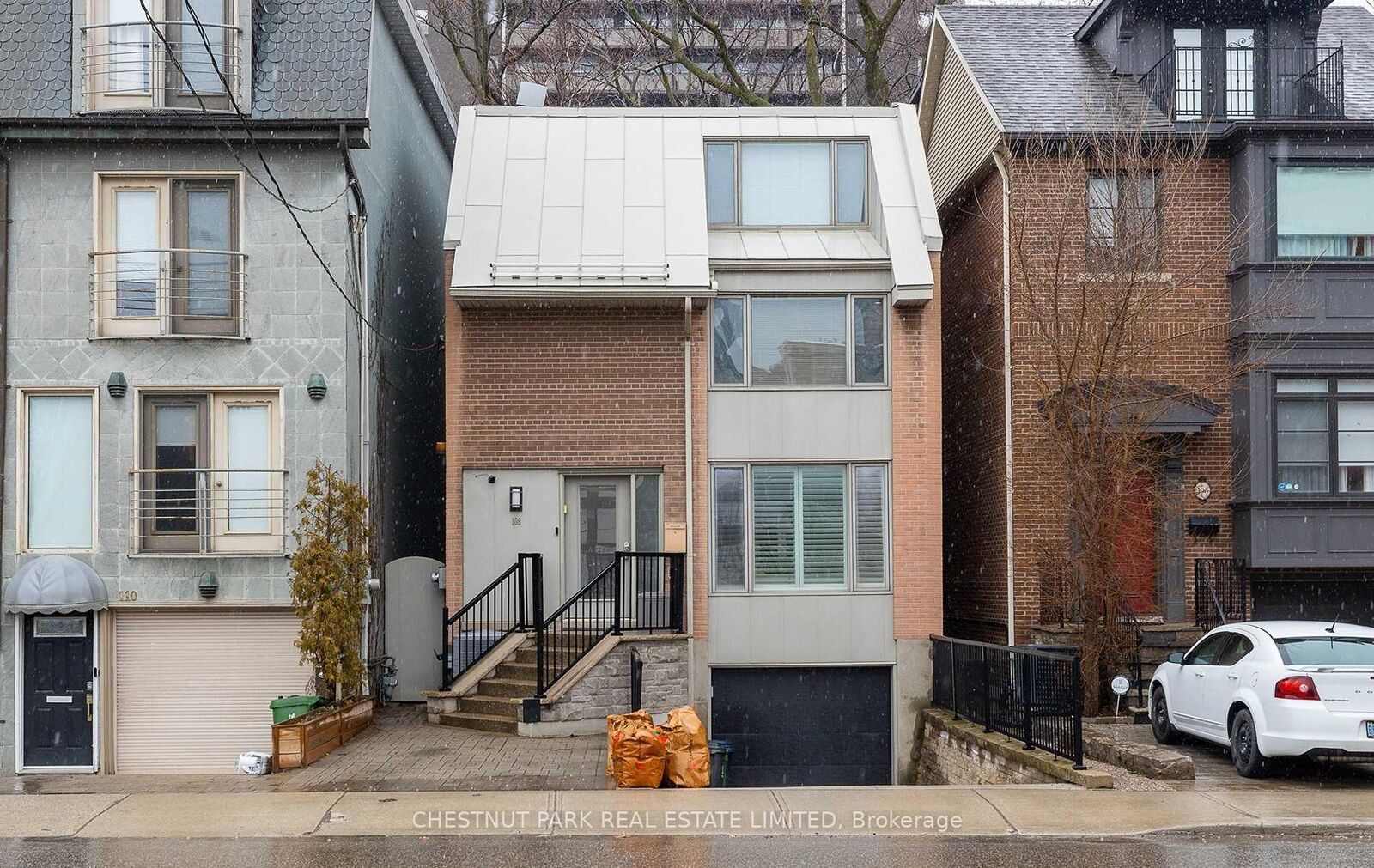 Property Photo: 108 Belmont Street ON M5R 1P8