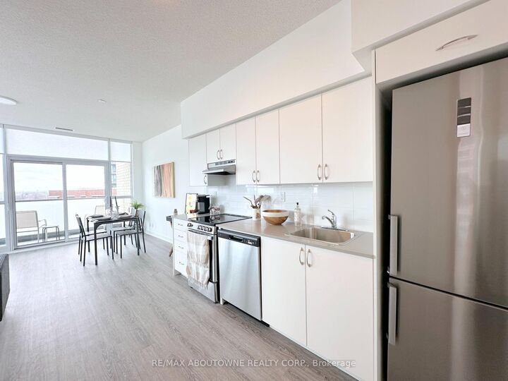 Property Photo:  25 Kitney Drive 207  ON L1S 4S4 