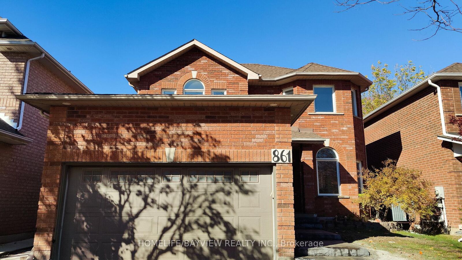Property Photo:  861 Surin Court  ON L3Y 8R3 