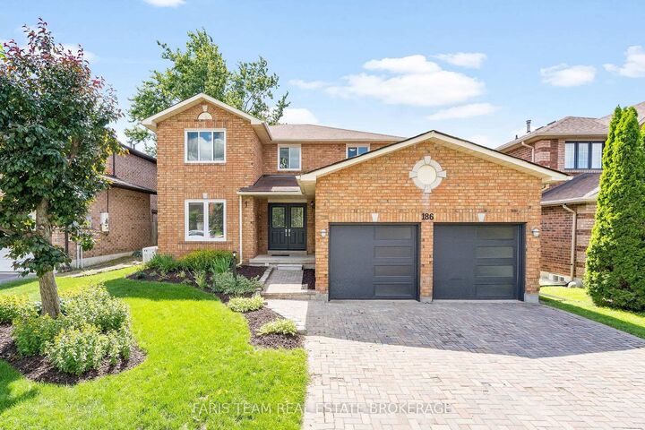 Property Photo:  186 Ferndale Drive S  ON L4N 8A1 