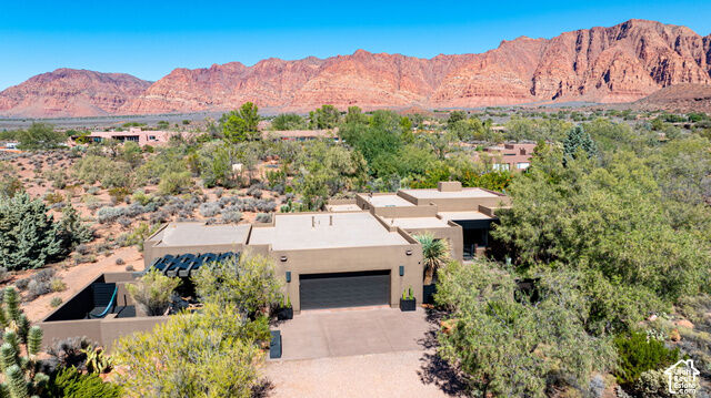 Property Photo:  1114 W Two Moons Cir  UT 84738 
