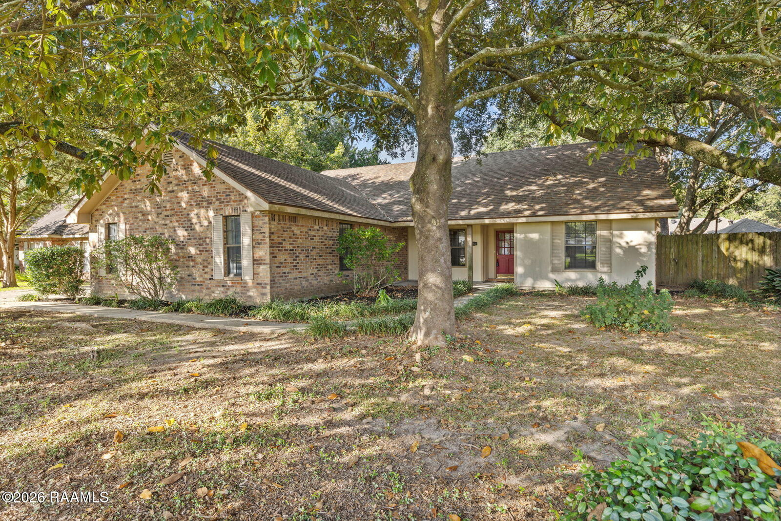 Property Photo:  202 Sandy Brook Lane  LA 70508 