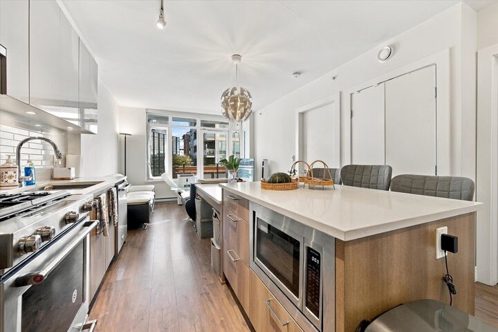 Property Photo:  258 Nelson's Court 708  BC V3L 0J9 