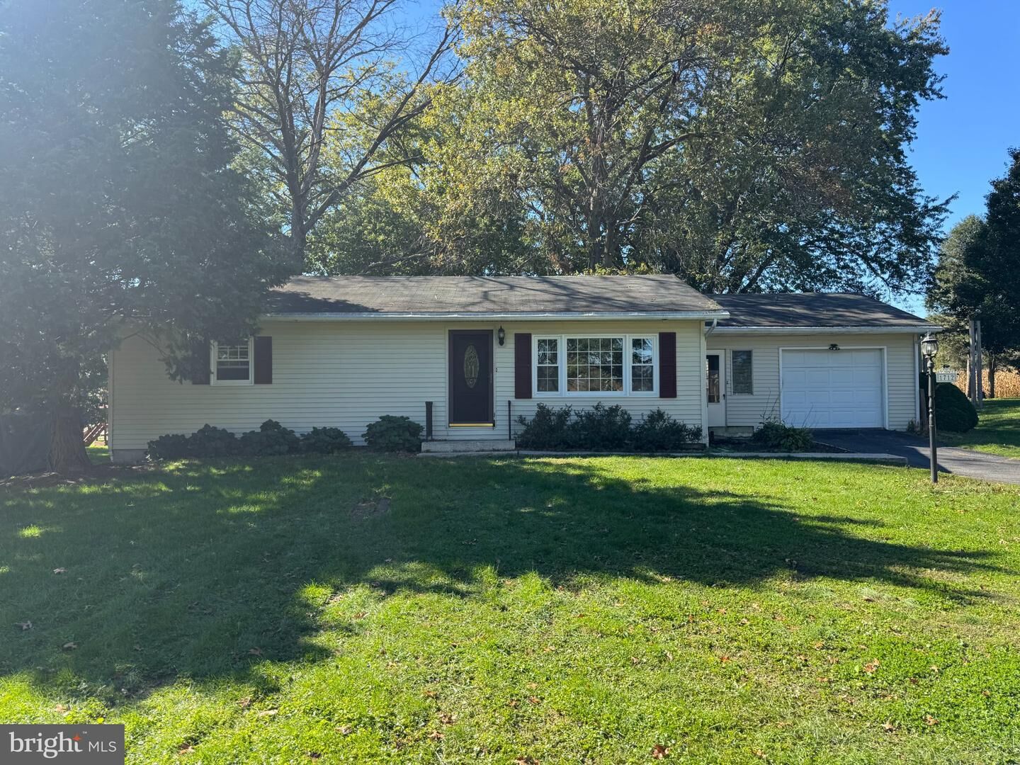 Property Photo: 1712 Bridge Road PA 17602