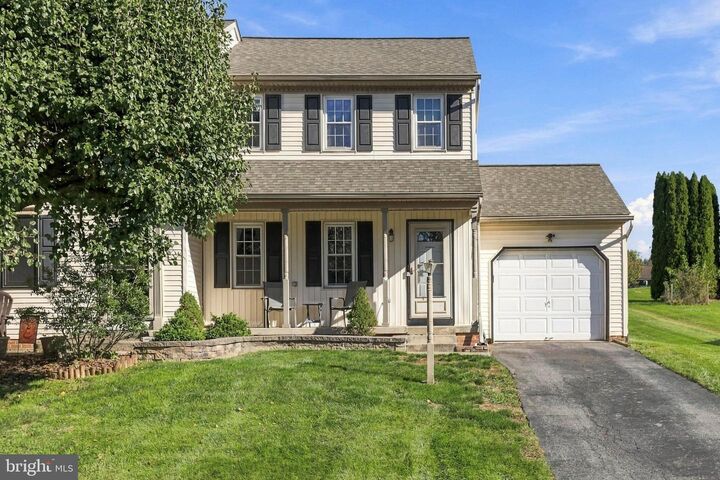 Property Photo: 403 Groffdale Road PA 17566