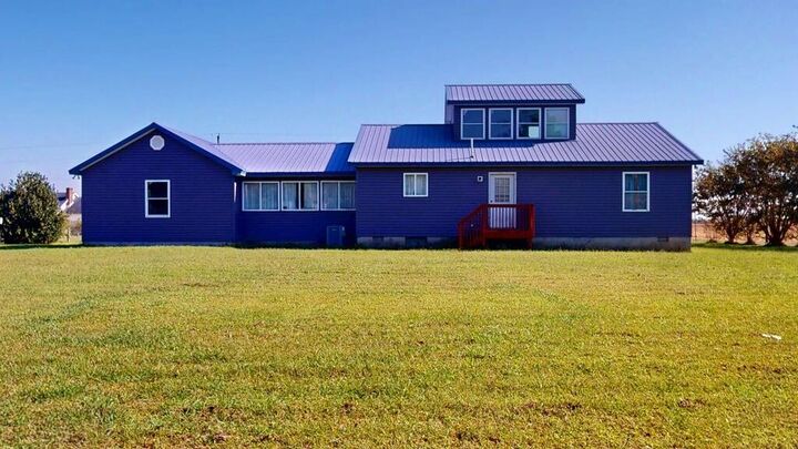 Property Photo:  19192 Glenn Dr  VA 23421 