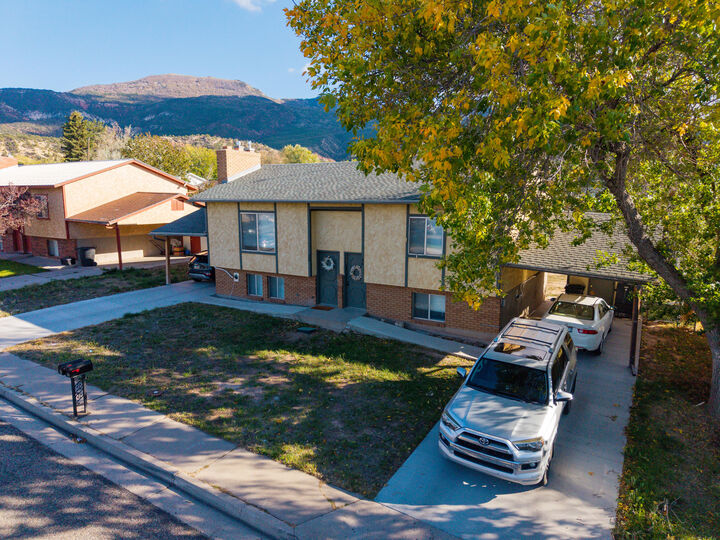 Property Photo:  96 & 98 W Paradise Canyon Rd  UT 84720 