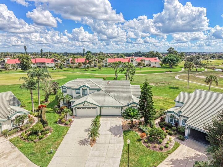 Property Photo:  748 Connemara Court  FL 34292 