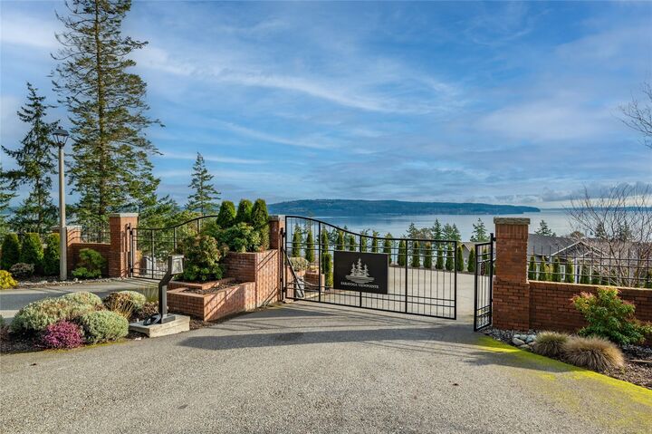 Property Photo:  1445  Sergios View Lane  WA 98277 