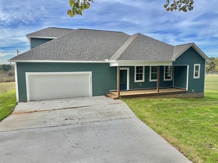 Property Photo:  2043 Highland Church Road  KY 42101 