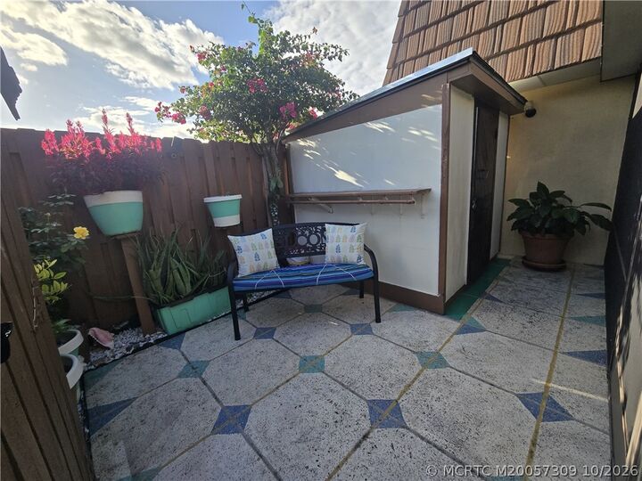 Property Photo: 5937 SE Riverboat Drive SE 616 FL 34997